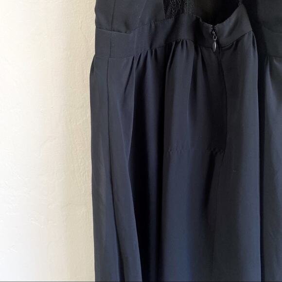 BCBGeneration Black Lace Halter‎ Chiffon Mini Dress - Picture 5 of 8